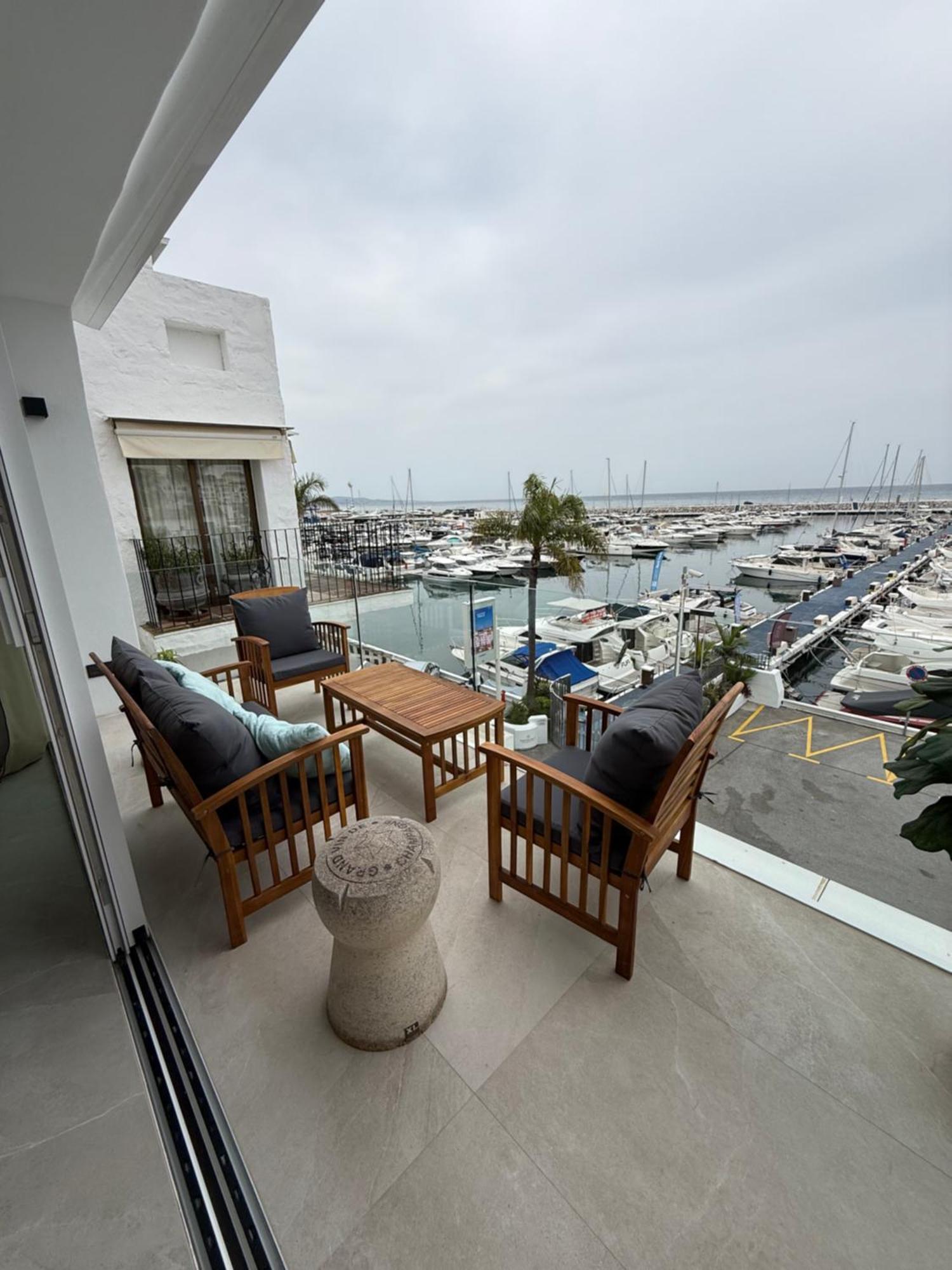243-Fully Renovated-Puerto Banus Marbella Front Line Penthouse Apartment Exterior photo