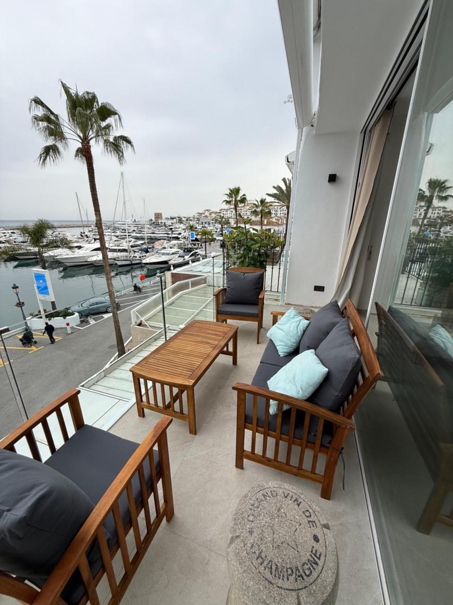 243-Fully Renovated-Puerto Banus Marbella Front Line Penthouse Apartment Exterior photo