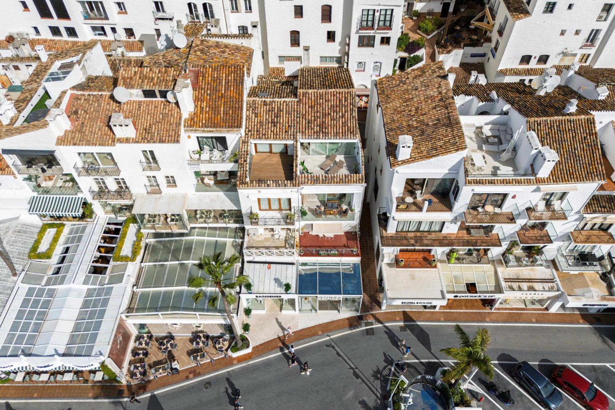 243-Fully Renovated-Puerto Banus Marbella Front Line Penthouse Apartment Exterior photo