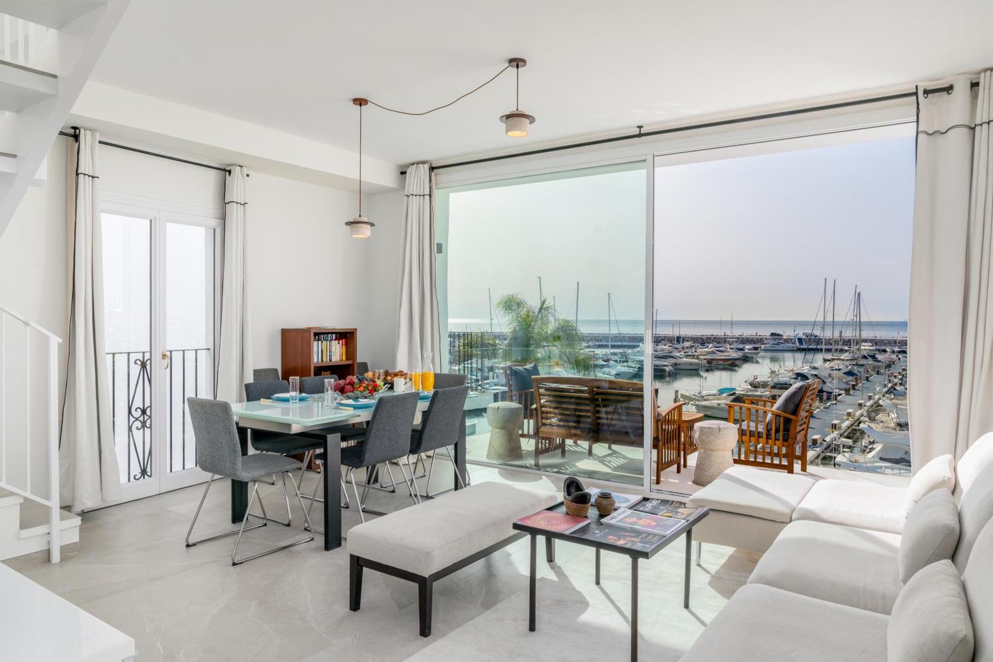 243-Fully Renovated-Puerto Banus Marbella Front Line Penthouse Apartment Exterior photo
