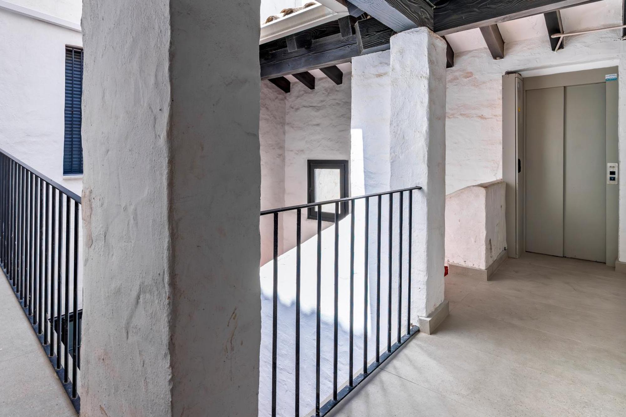243-Fully Renovated-Puerto Banus Marbella Front Line Penthouse Apartment Exterior photo